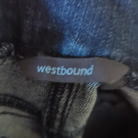 Jeans - Picture 4 of 5